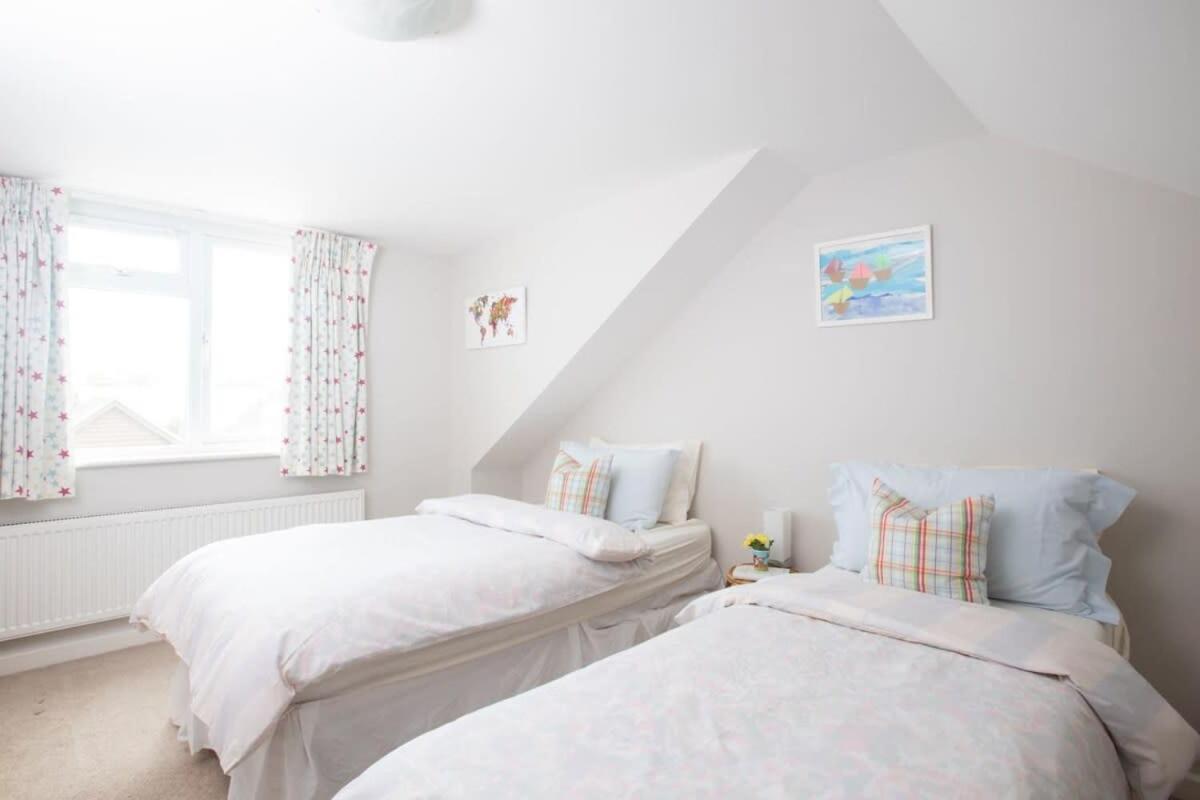 Seaside Detached 4Bd Home Nr Shops Parking Garden West Wittering Exterior photo