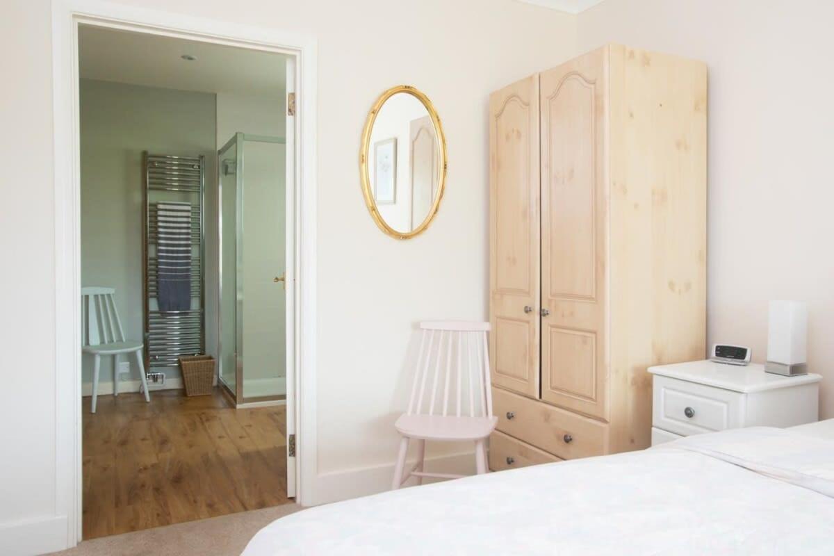 Seaside Detached 4Bd Home Nr Shops Parking Garden West Wittering Exterior photo
