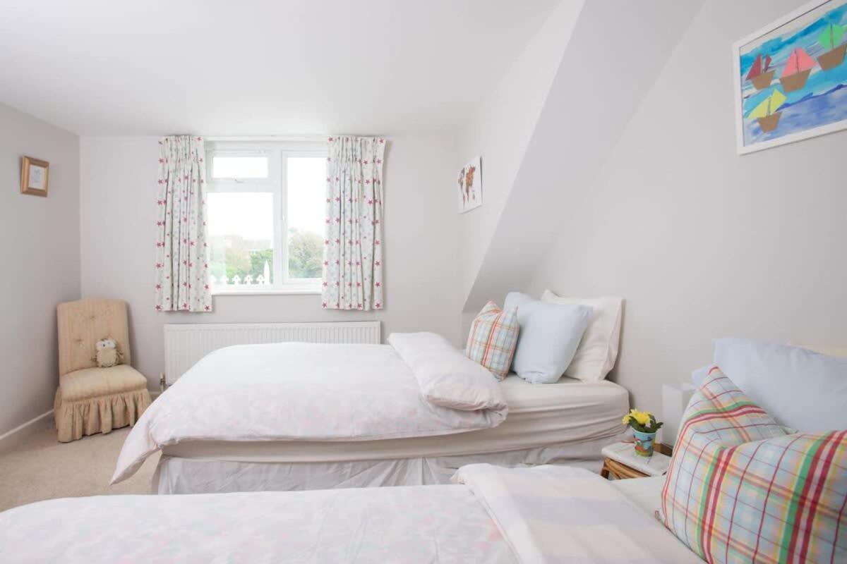Seaside Detached 4Bd Home Nr Shops Parking Garden West Wittering Exterior photo